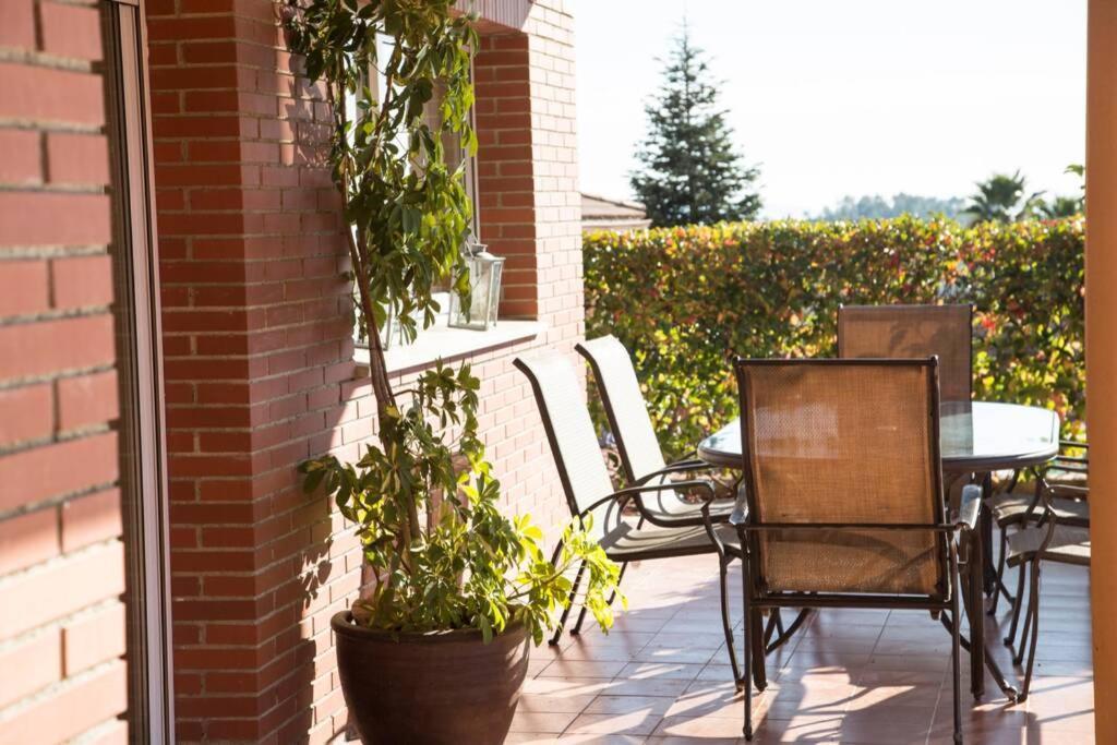 Casa Bella Con Piscina Villa กัลเดส เด มอนบุย ภายนอก รูปภาพ
