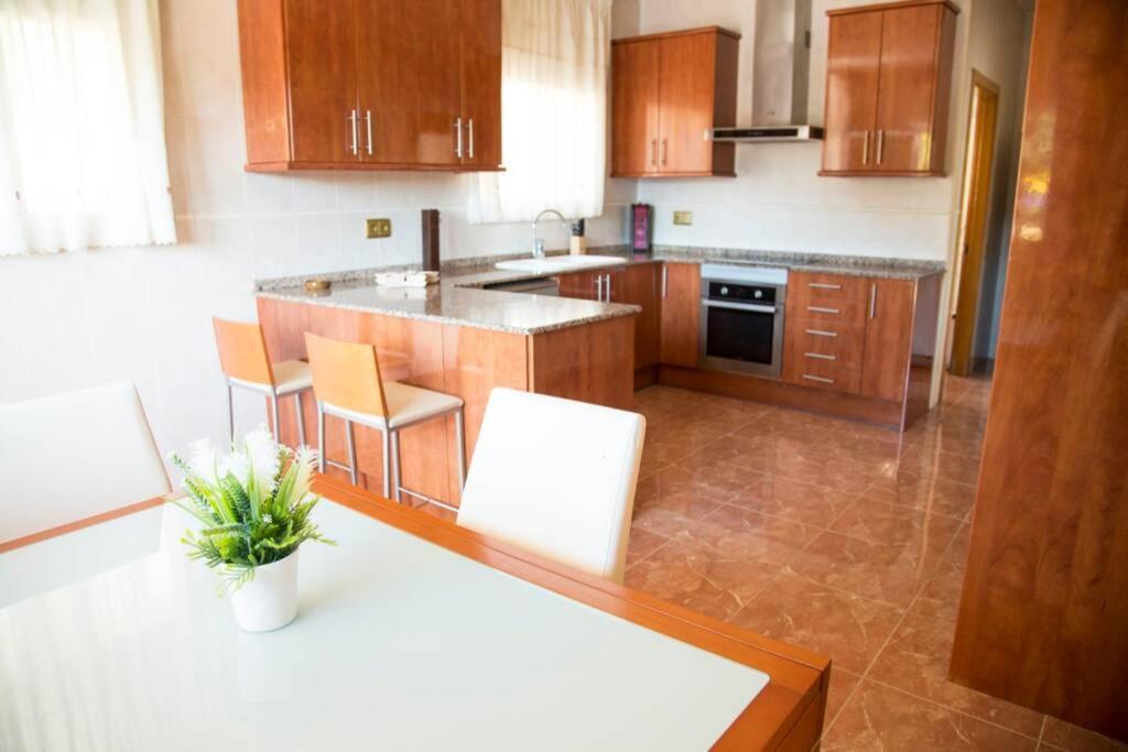 Casa Bella Con Piscina Villa กัลเดส เด มอนบุย ภายนอก รูปภาพ