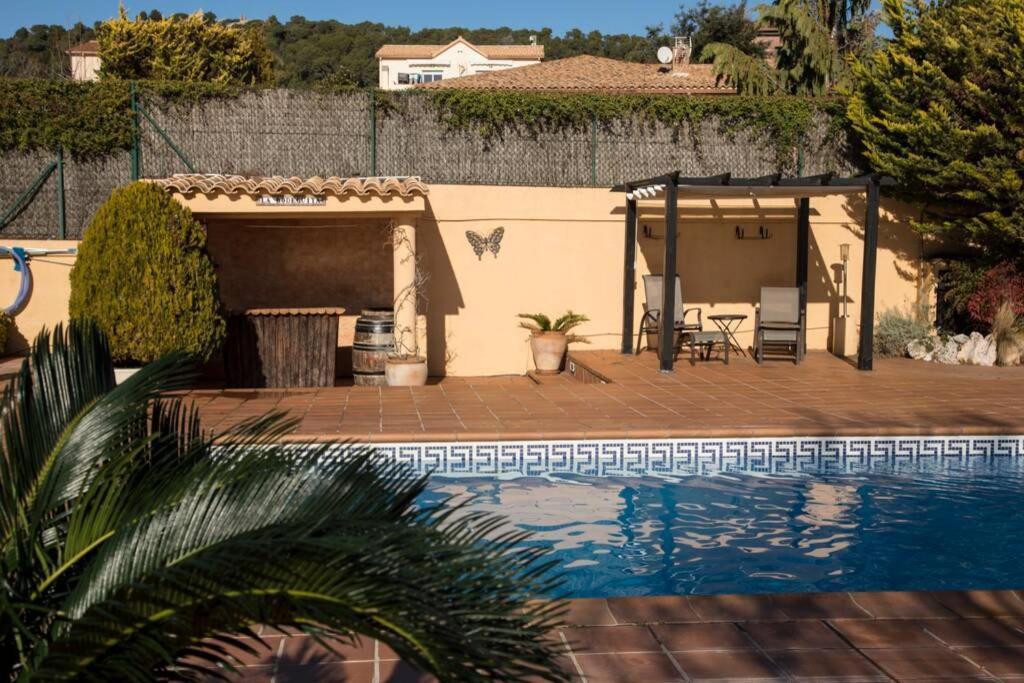 Casa Bella Con Piscina Villa กัลเดส เด มอนบุย ภายนอก รูปภาพ