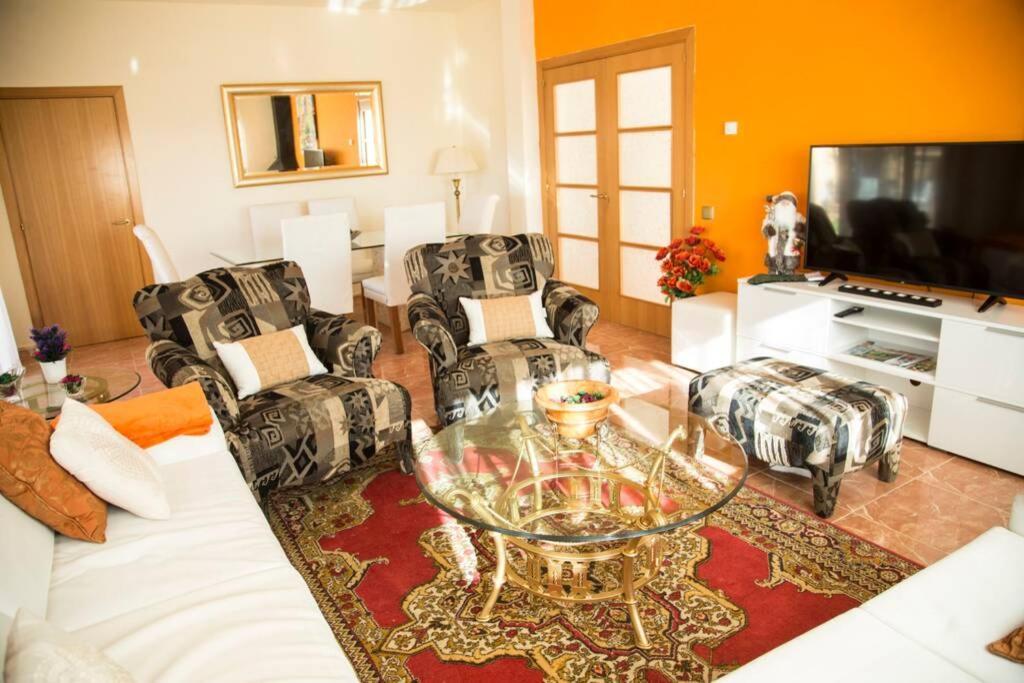 Casa Bella Con Piscina Villa กัลเดส เด มอนบุย ภายนอก รูปภาพ